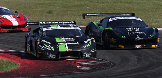 Misano, gara 1<br />Successo di Agostini-Zampieri