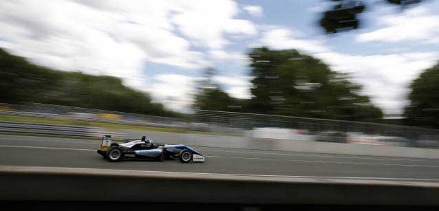 Norisring, qualifica 2<br />Aron in pole, Hitech domina