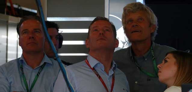 Il management di Verstappen non fa <br />sconti: "La pazienza ha un limite"