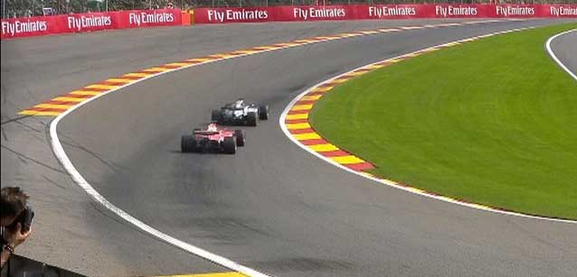 La diretta del GP di Spa<br />Hamilton respinge Vettel