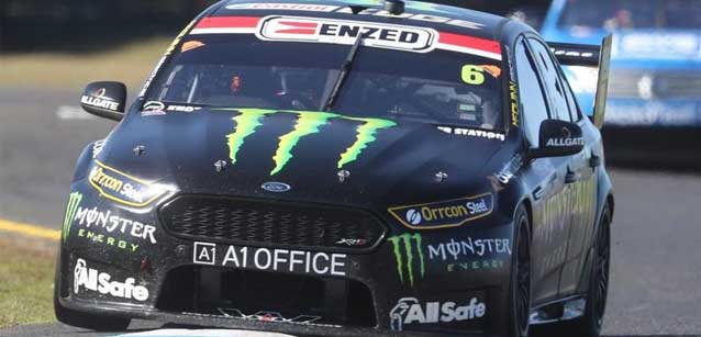 Sandown, gara<br />Waters-Stanaway per la tripletta Ford