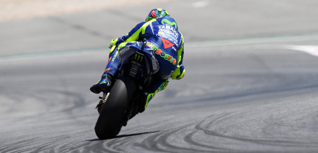 Rossi ancora in pista a Misano<br />Domani la decisione sul rientro<br />