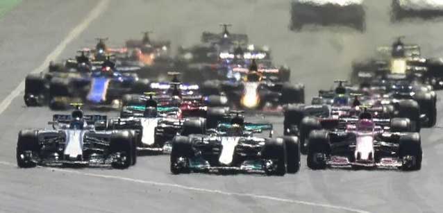 Monza - La diretta<br />Hamilton e Bottas dominano