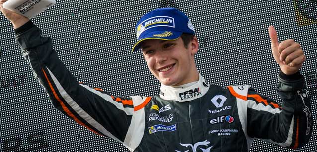 Fenestraz debutta con Carlin<br />Guider&agrave; la quinta monoposto