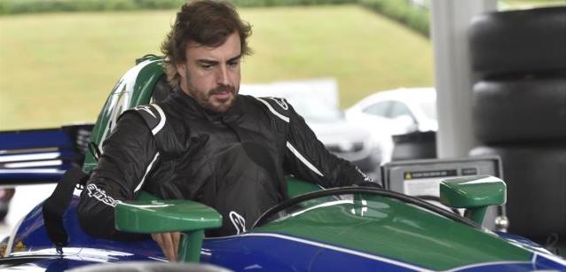 Alonso compra i diritti TV IndyCar