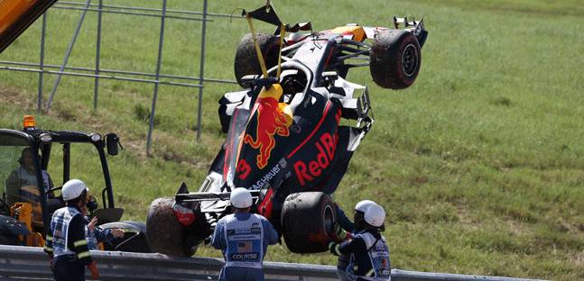 La Red Bull si fa <br />beffe di Ricciardo