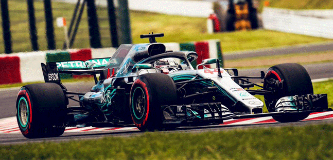 Suzuka - La cronaca<br />Hamilton quarta vittoria in fila