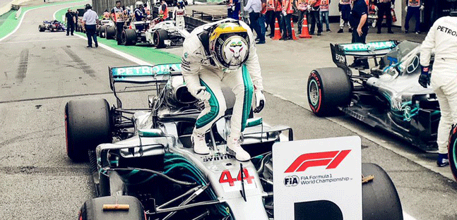 San Paolo - Qualifica<br />Hamilton pole, ma salvato dalla FIA