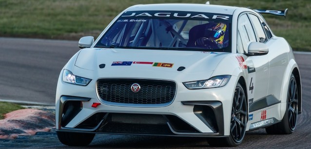 Il trofeo Jaguar I-Pace pronto al debutto