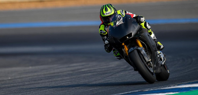 Test a Buriram, 1° giorno<br />Crutchlow battezza la Thailandia