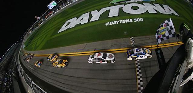 Daytona, Duel<br />Vincono Elliott e Blaney