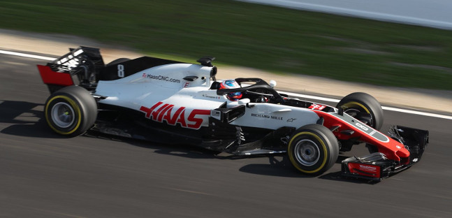 Filming day per la Haas<br />Grosjean in pista a Barcellona<br />