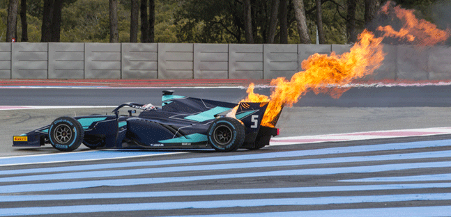 Le Castellet, 1° turno<br />Norris leader e... fuoco e fiamme