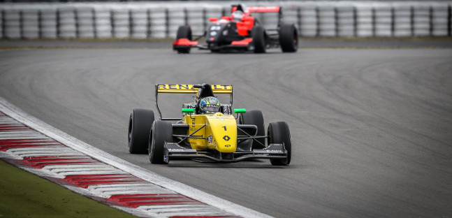 Di Fewtrell il miglior crono<br />negli ultimi test al Nurburgring
