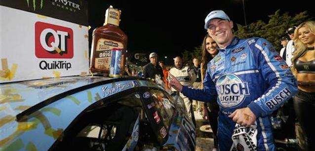 Kansas, gara: immenso Harvick