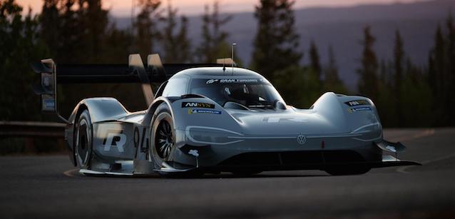 Volkswagen pronta alla Pike's Peak<br />Impegno cruciale per tutto il gruppo