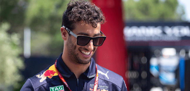 Perch&eacute; tutti vogliono mettere <br />sotto contratto Ricciardo