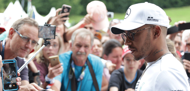 Spielberg - Libere 1<br />Hamilton lancia una W09 rivoluzionata