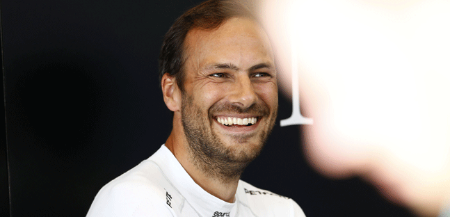 Zandvoort, qualifica 1<br />Paffett guida il treno Mercedes