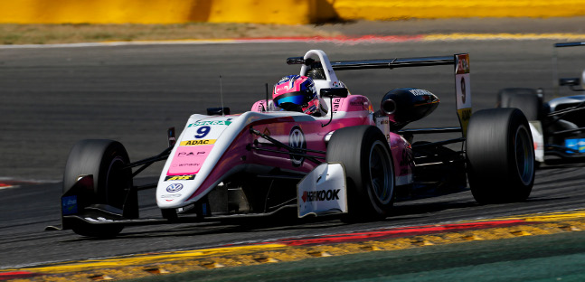 Spa, gara 1<br />Vince Daruvala, Aron nuovo leader