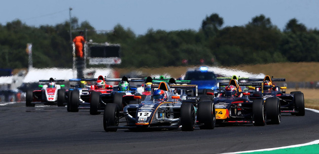 British F4 a Snetterton<br />La classifica si ricompatta