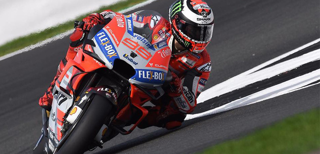 Silverstone - Qualifica<br />Doppietta Ducati con Lorenzo e Dovizioso