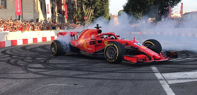 La F1 accende Milano,<br />"in pista" Ferrari e Sauber