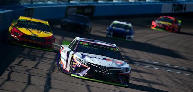 Phoenix, gara: Hamlin a segno