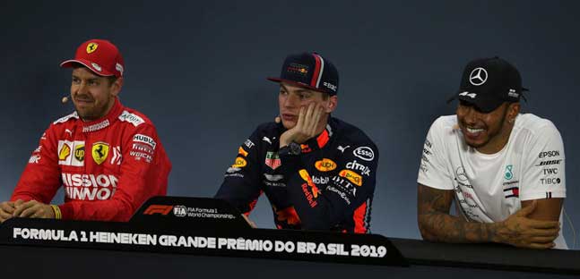 L'ironia e la classe di Vettel,<br />una lezione per l'immaturo Verstappen