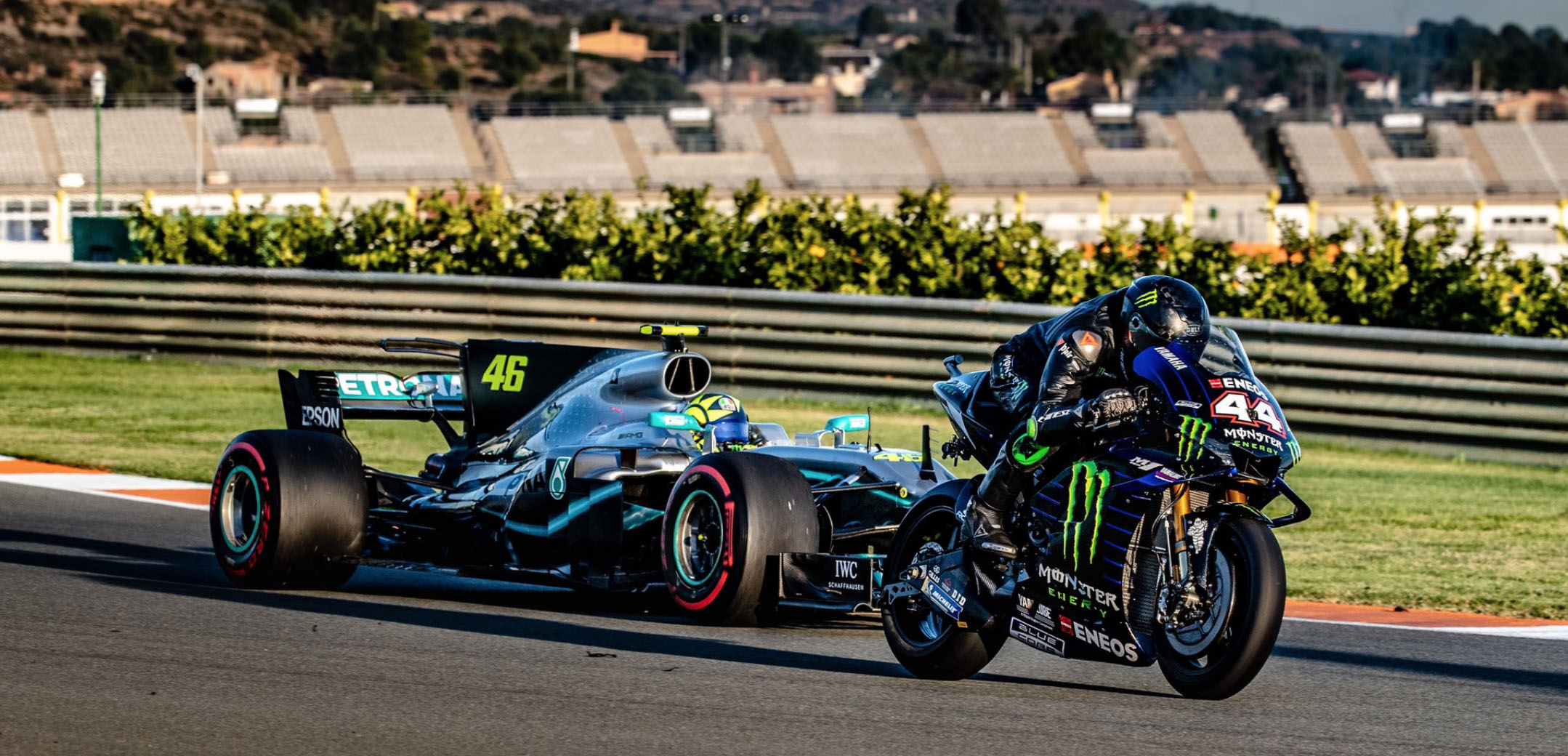 Le prime immagini del test<br />di Rossi e Hamilton a Valencia