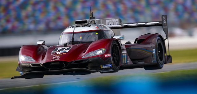 Daytona - 3° giorno<br />Doppietta Mazda con record