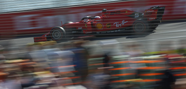 Mercedes al top, la Ferrari insegue:<br />venerd&igrave; di pretattica a Melbourne?