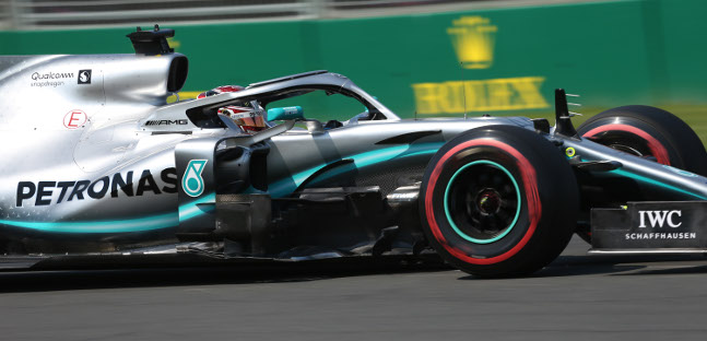 Melbourne - Qualifica<br />Hamilton in pole, Mercedes superiore