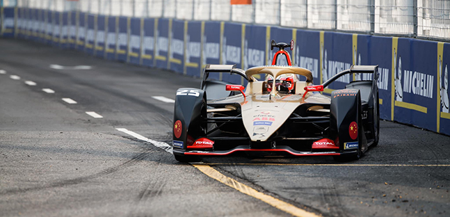 Sanya - Gara<br />Vergne la spunta su Rowland