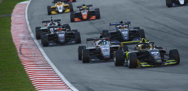 Buone basi per la F3 Asia 2019,<br />partenza a Sepang con 17 iscritti