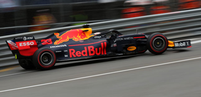 Montecarlo - Libere 1<br />Verstappen tra le Mercedes