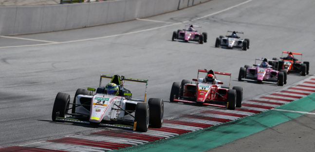 ADAC F4 a Spielberg<br />Tanti protagonisti in lotta