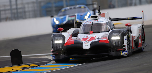 Le Mans - Qualifica 1<br />Kobayashi, poi il botto