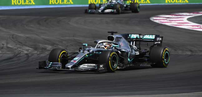 Le Castellet - La cronaca<br />Hamilton domina, Bottas si adegua