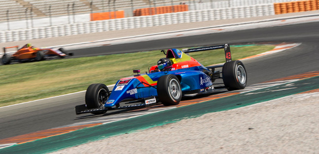 F4 spagnola a Valencia<br />Colapinto piazza la tripletta