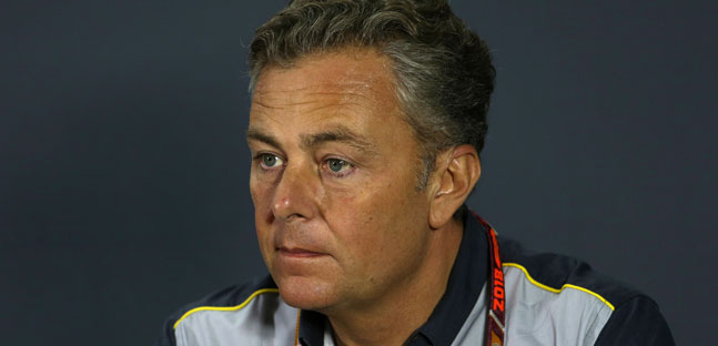 Red Bull accusa la Pirelli,<br />Isola risponde per le rime