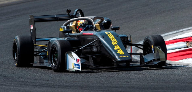 Shakedown per la Dallara 320,<br />Ticktum entusiasta a Varano