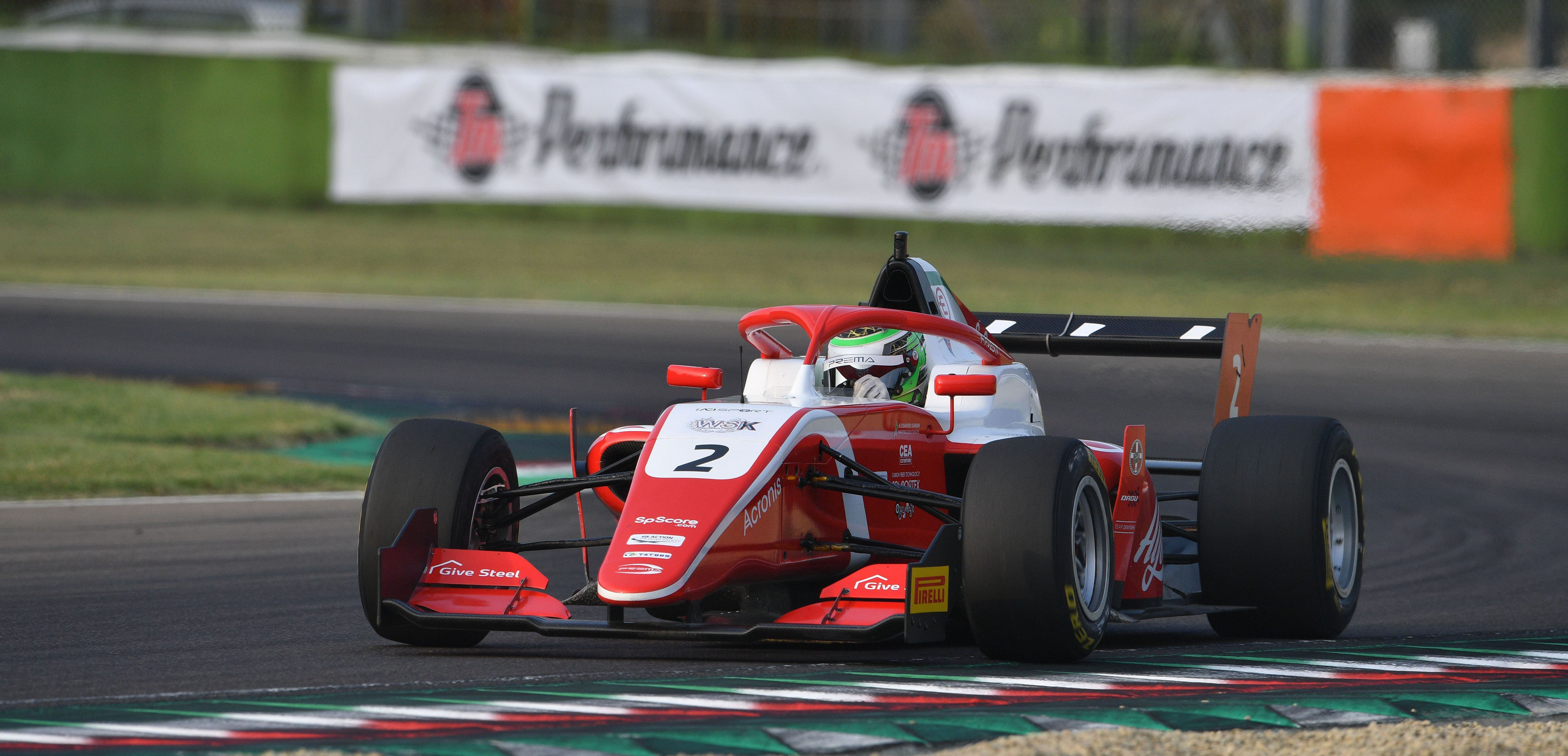 Imola, gara 2<br />Vesti ristabilisce le gerarchie