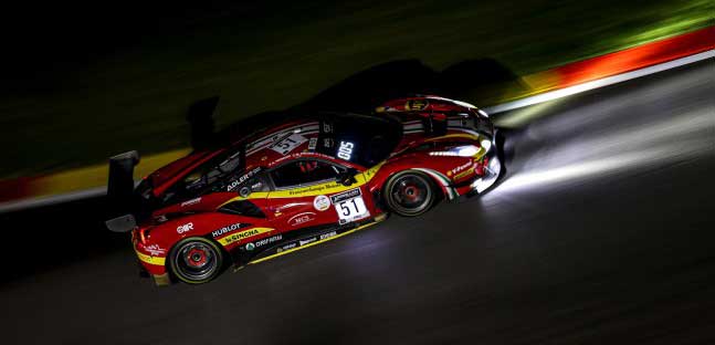 Spa - Ore 8 - La Ferrari comanda<br />Marciello problemi, Lambo crash