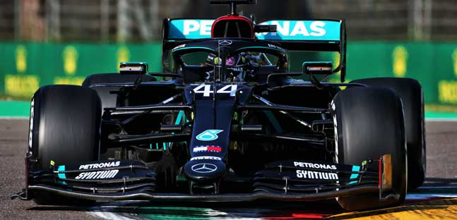 Imola - Libere<br />Hamilton davanti, Verstappen punge