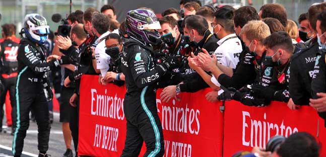 Mercedes iridata per la settima volta<br />Podio Renault, Alpha Tauri batte Ferrari<br />