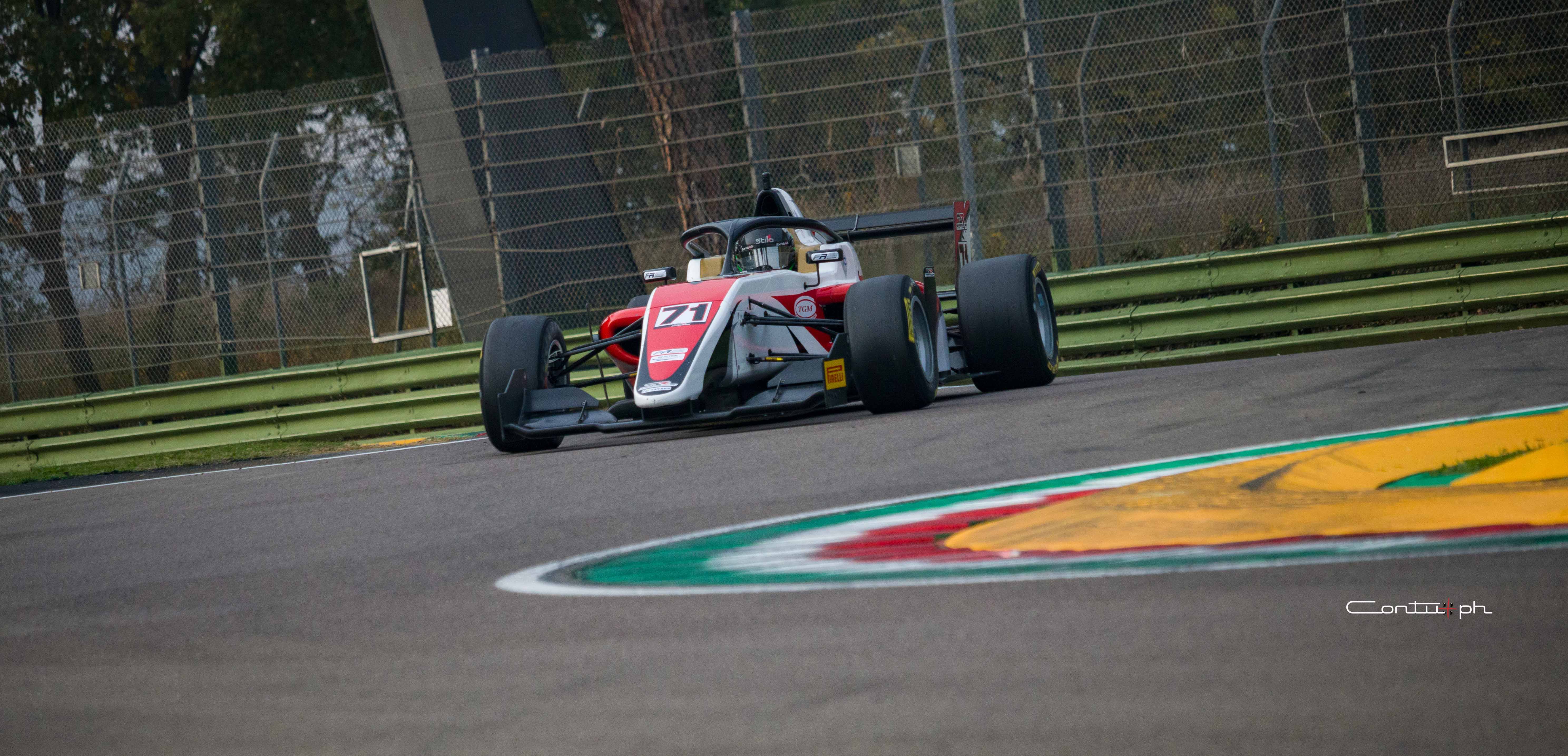 Imola, test<br />Rodriguez sorprende