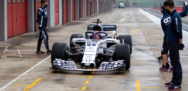 Tsunoda e Alonso, test con le F1 2018:<br />affamati di km con AlphaTauri e Renault<br />