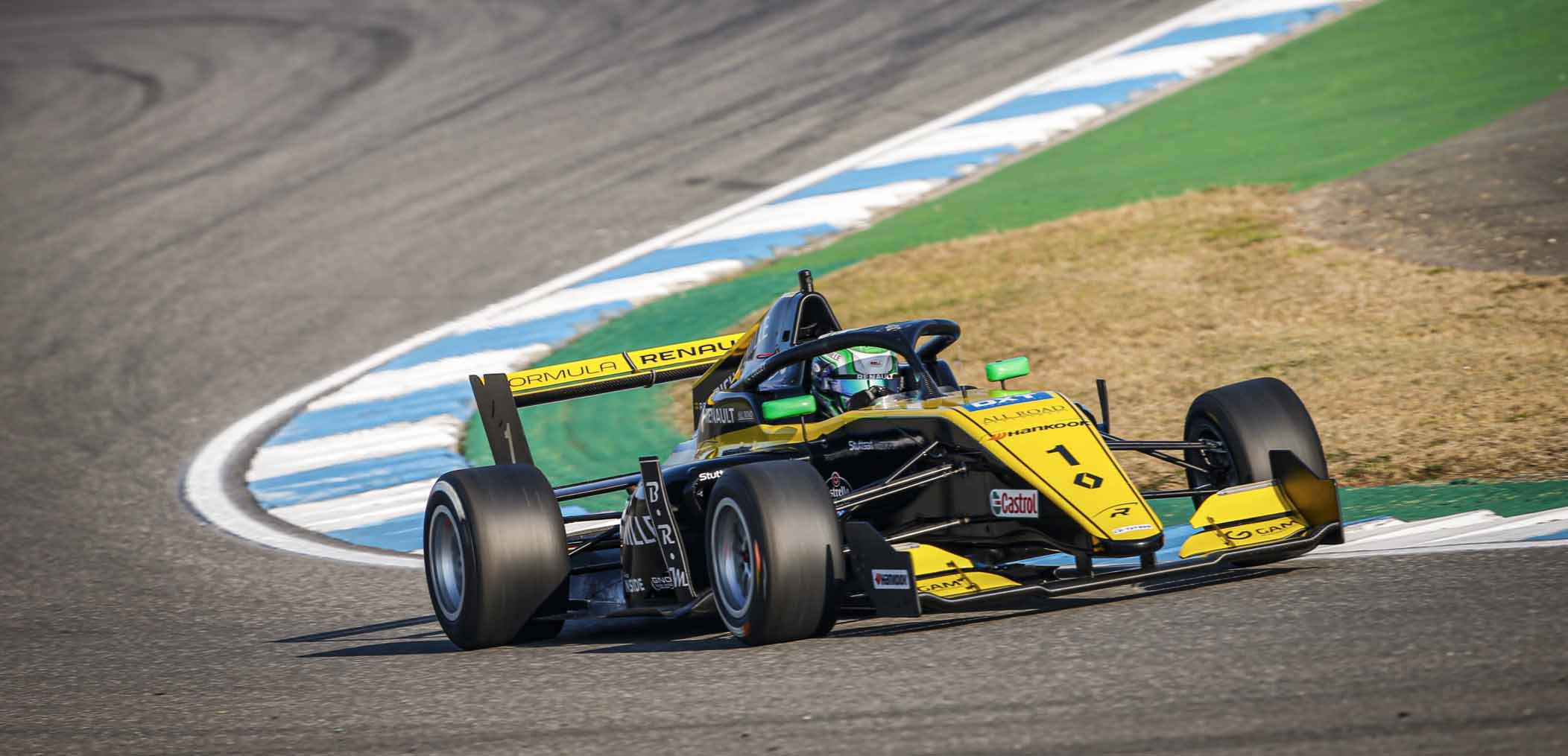 Hockenheim - Gara 1<br />Collet ci prova, Martins lo marca stretto