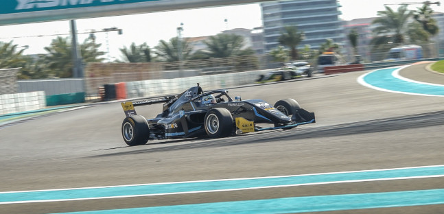 Abu Dhabi - Gara 2<br />Dalla pole vince la Chadwick